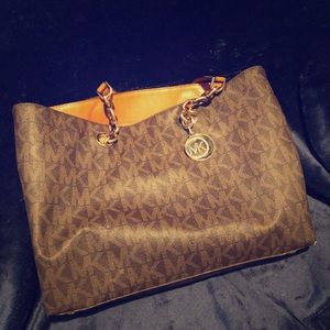 Michael Kors Signature Tote